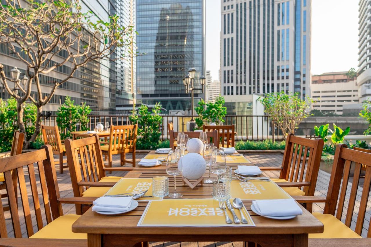 ブールバード ホテル バンコク スクンビット バンコク都 エクステリア 写真 The outdoor dining area at the restaurant